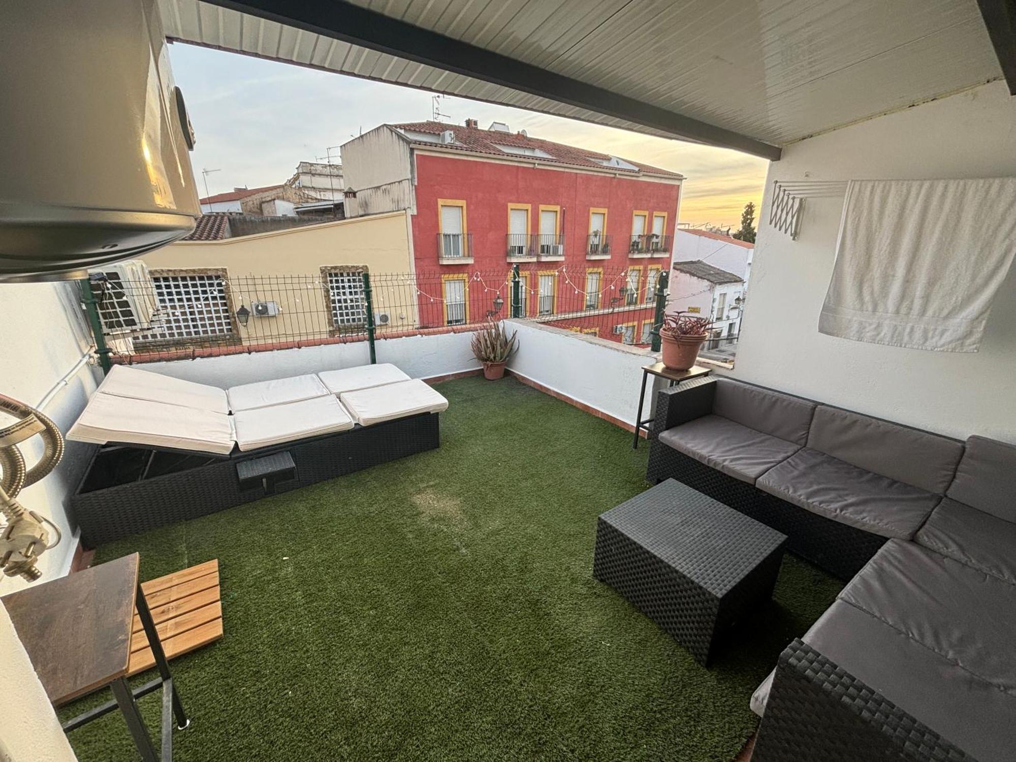 Loft Picasso Badajoz En Casco Historico Apartment Exterior photo