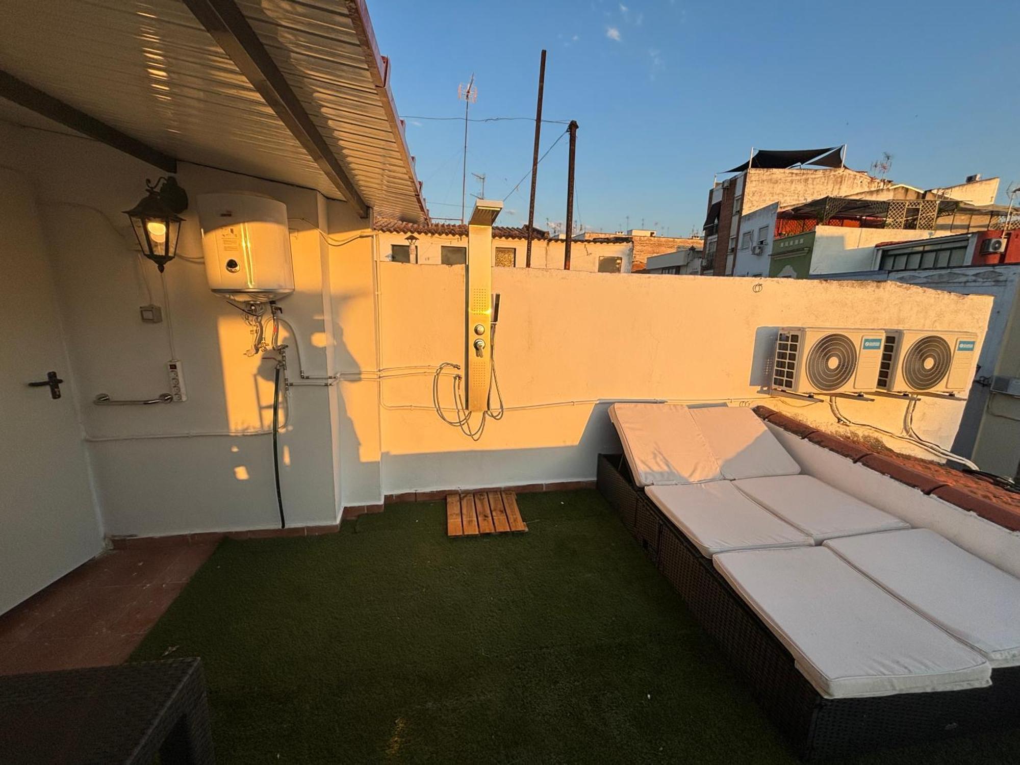 Loft Picasso Badajoz En Casco Historico Apartment Exterior photo